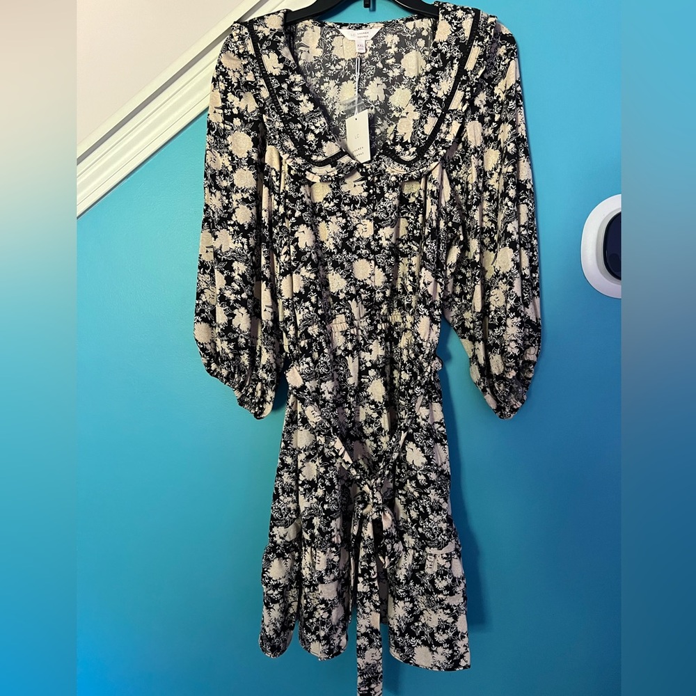 Lauren Conrad black floral dress sz xxl